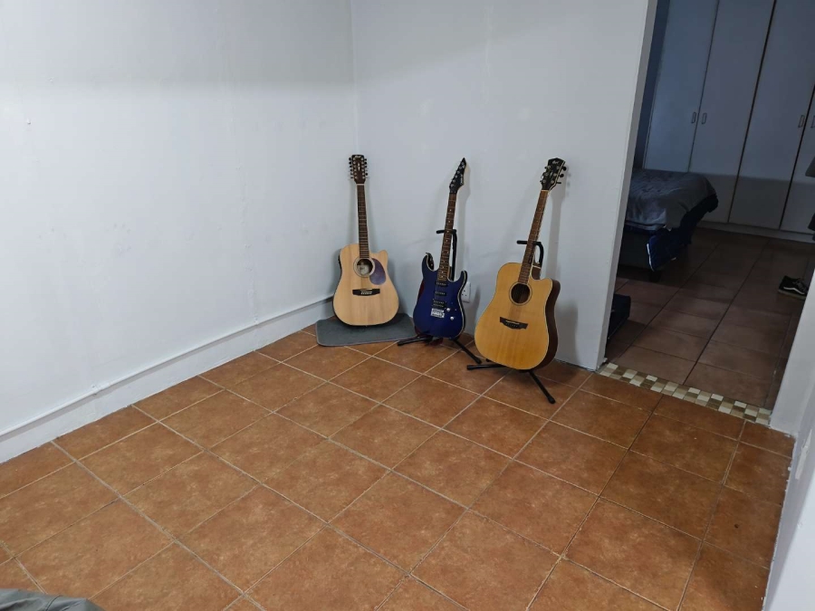 To Let 1 Bedroom Property for Rent in Joostenbergvlakte Western Cape
